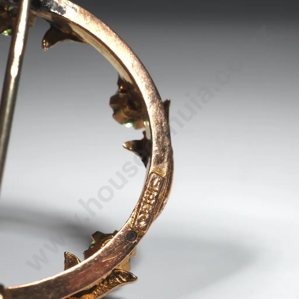 9ct Gold Edwardian Peridot & Seed Pearl Brooch Image 1++