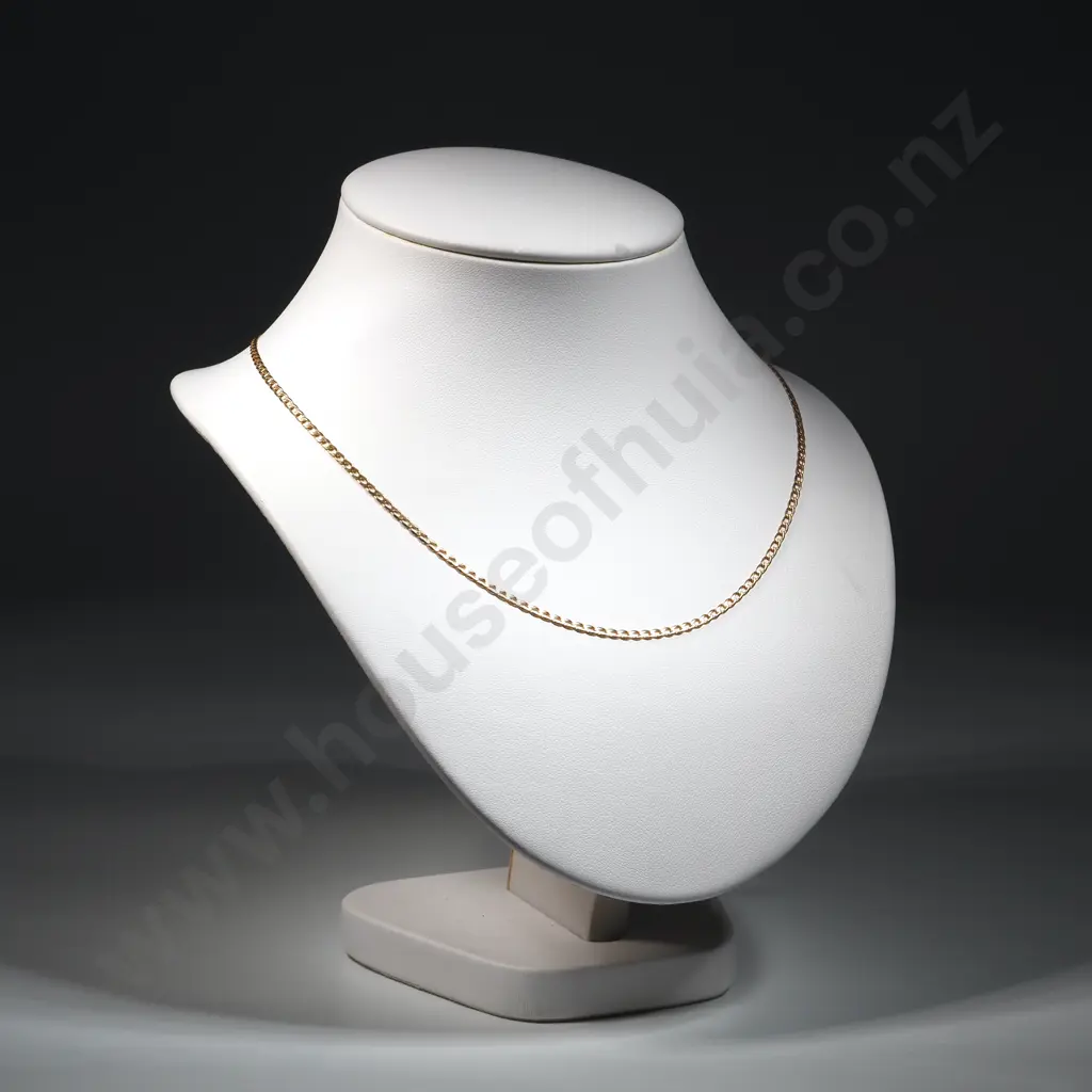 9ct Gold Curb LInk Necklace Image 1++