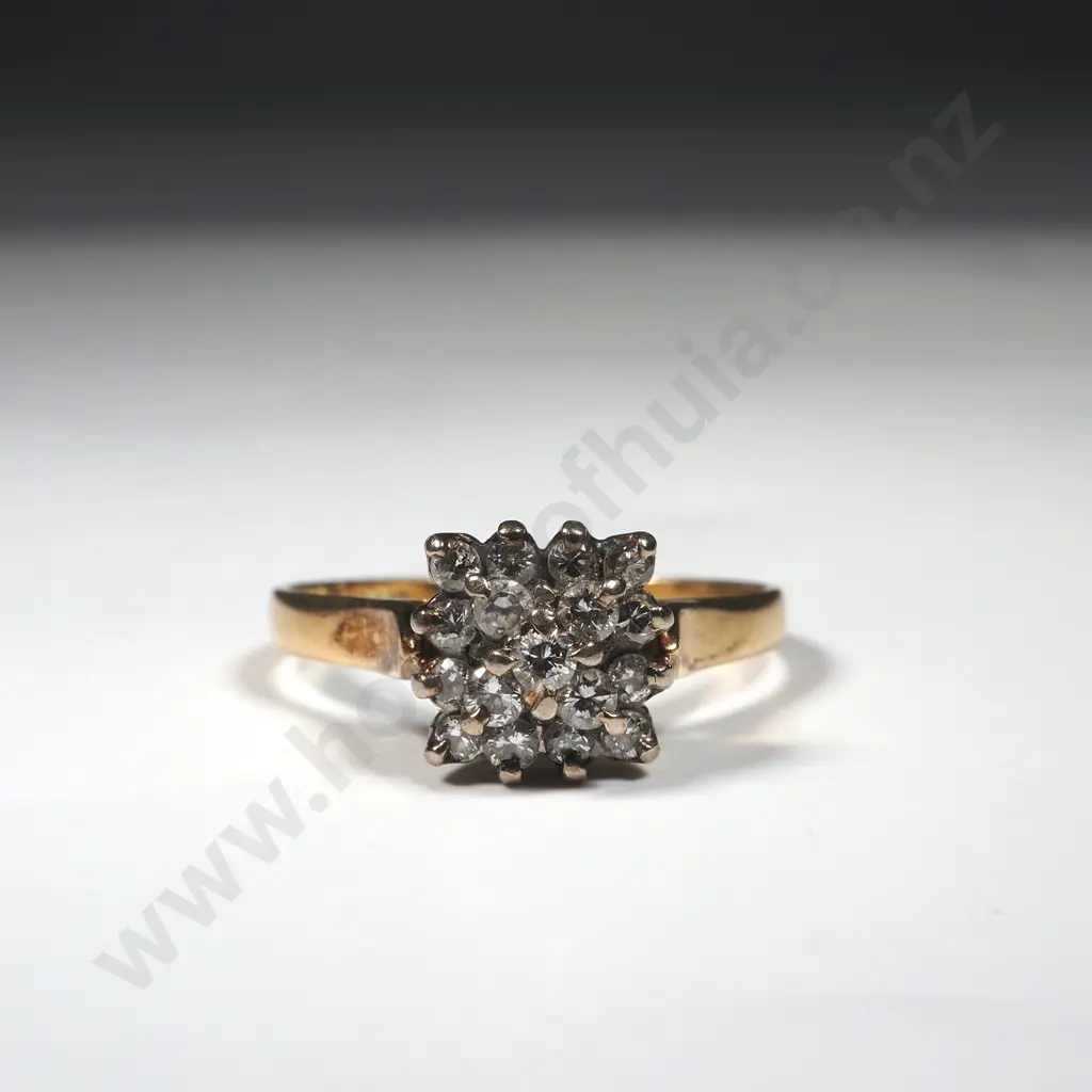 18ct Gold Diamond Ring Image 1++