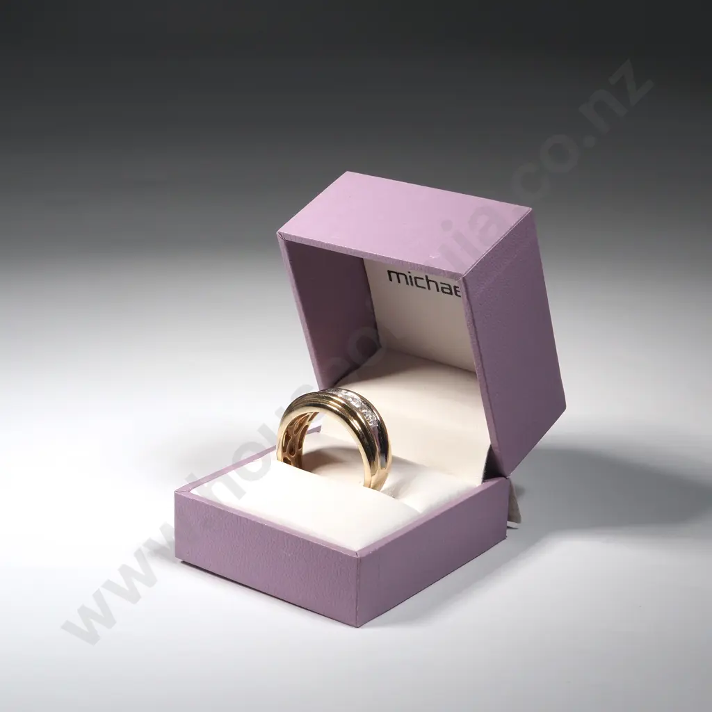 Substantial Michael Hill 14ct Gold & Diamond Ring Image 1++