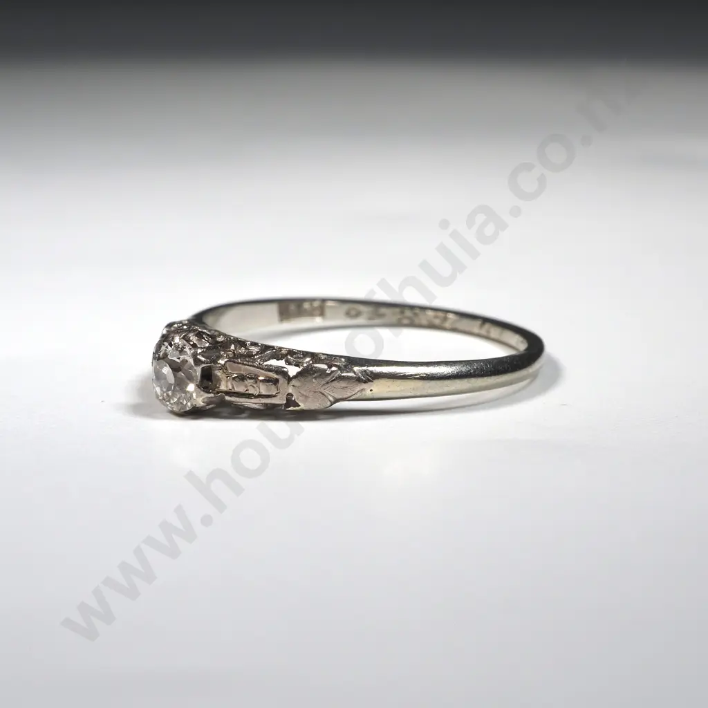 Antique 18ct White Gold Diamond Solitaire Ring Image 1++