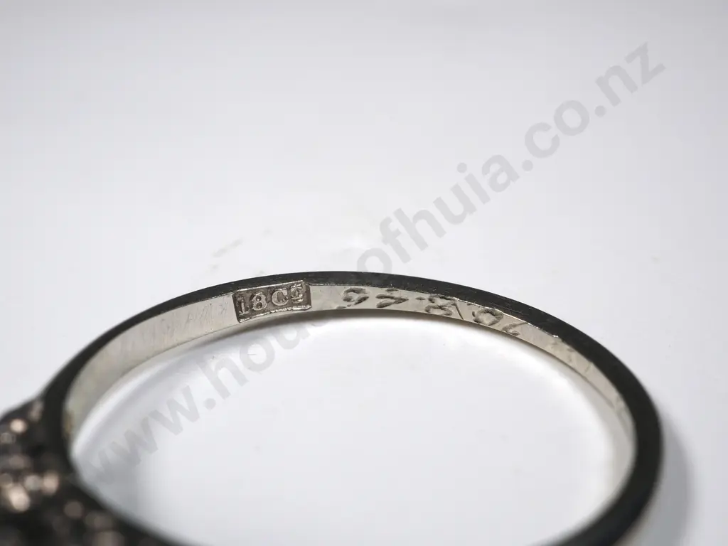 Antique 18ct White Gold Diamond Solitaire Ring Image 1++