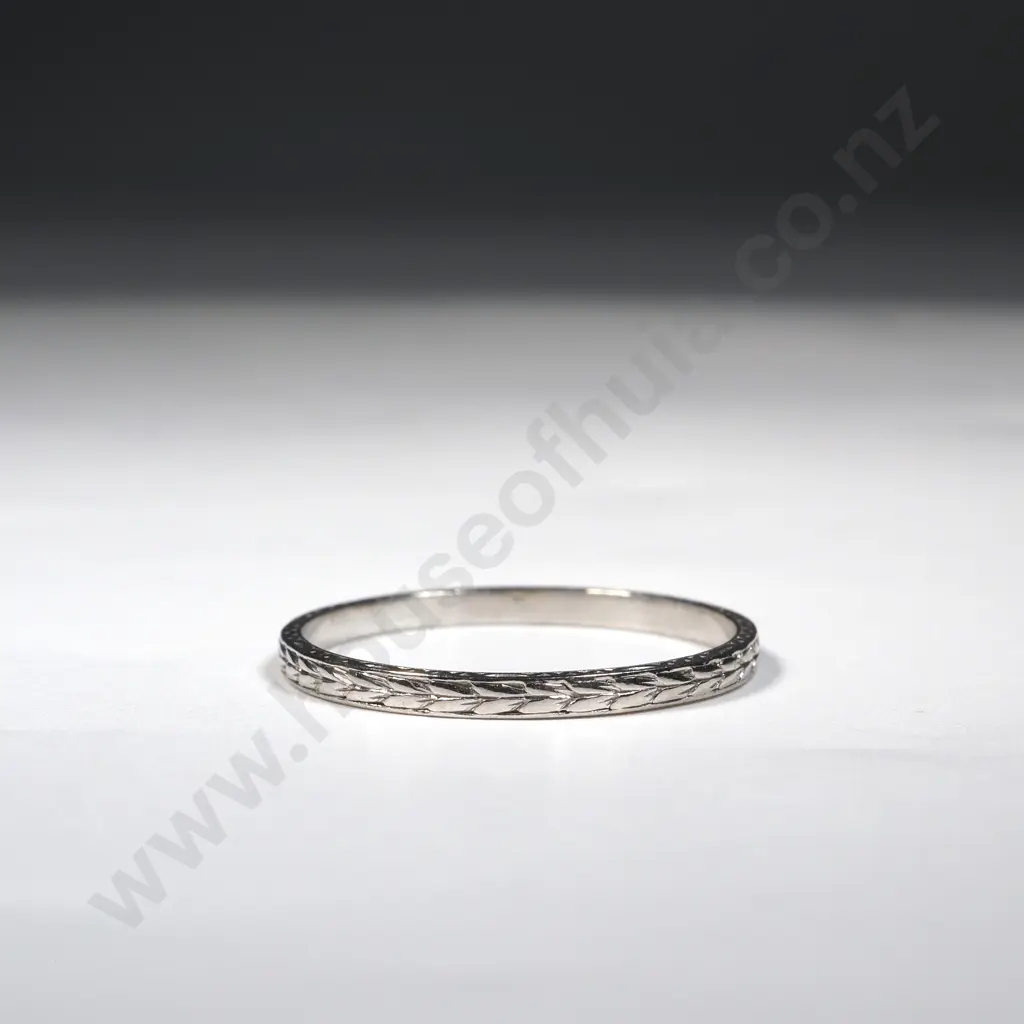 Antique Platinum Wedding Band Image 1++