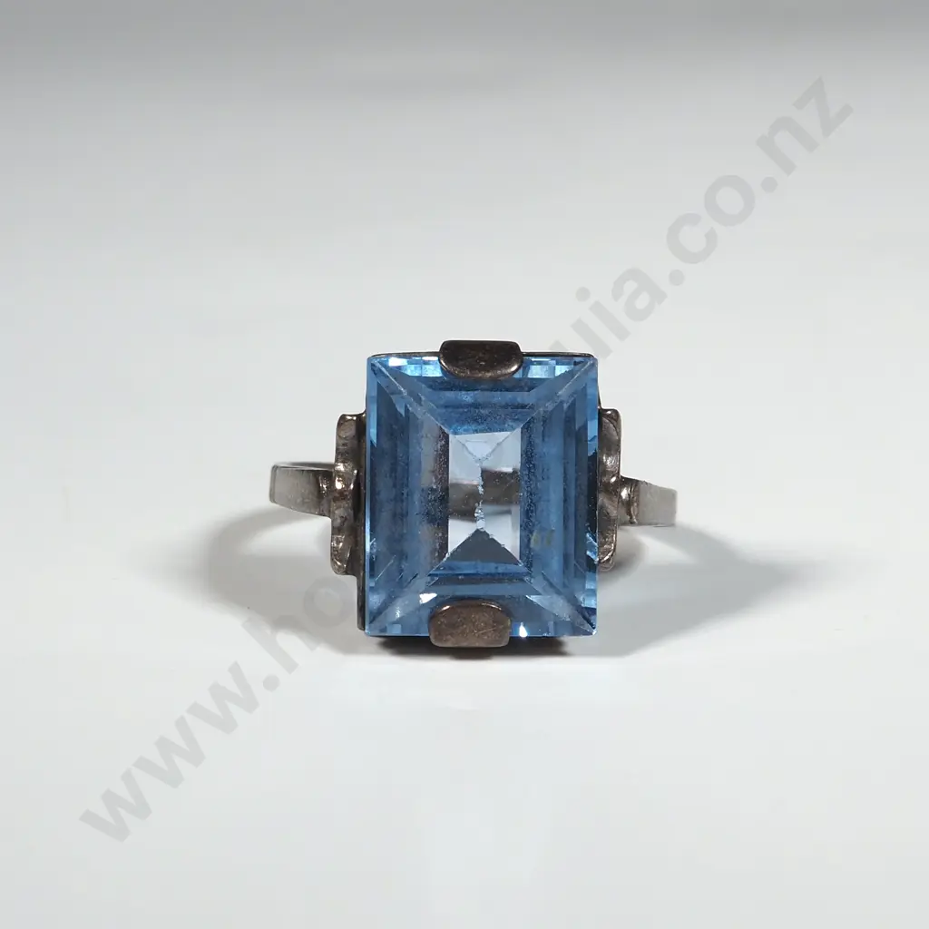 Vintage Large Rectangular Blue Stone Ring Image 1++