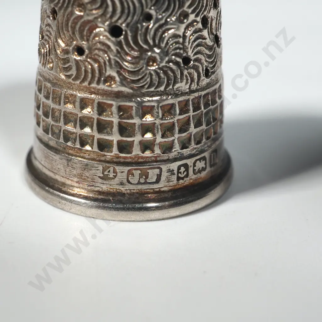 Sterling Silver Thimble Image 1++