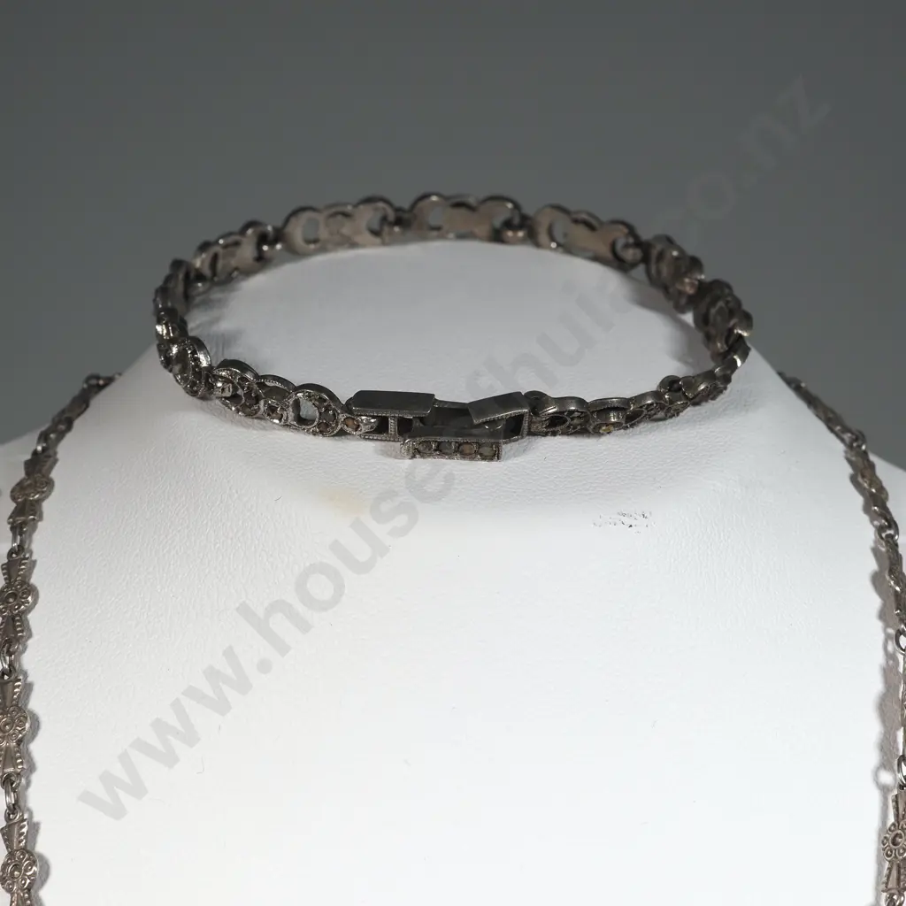 Sterling Silver & Marcasite Pendant, Earrings & Bracelet  Set Image 1++