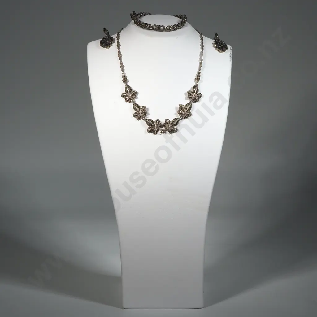 Sterling Silver & Marcasite Pendant, Earrings & Bracelet  Set Image 1++