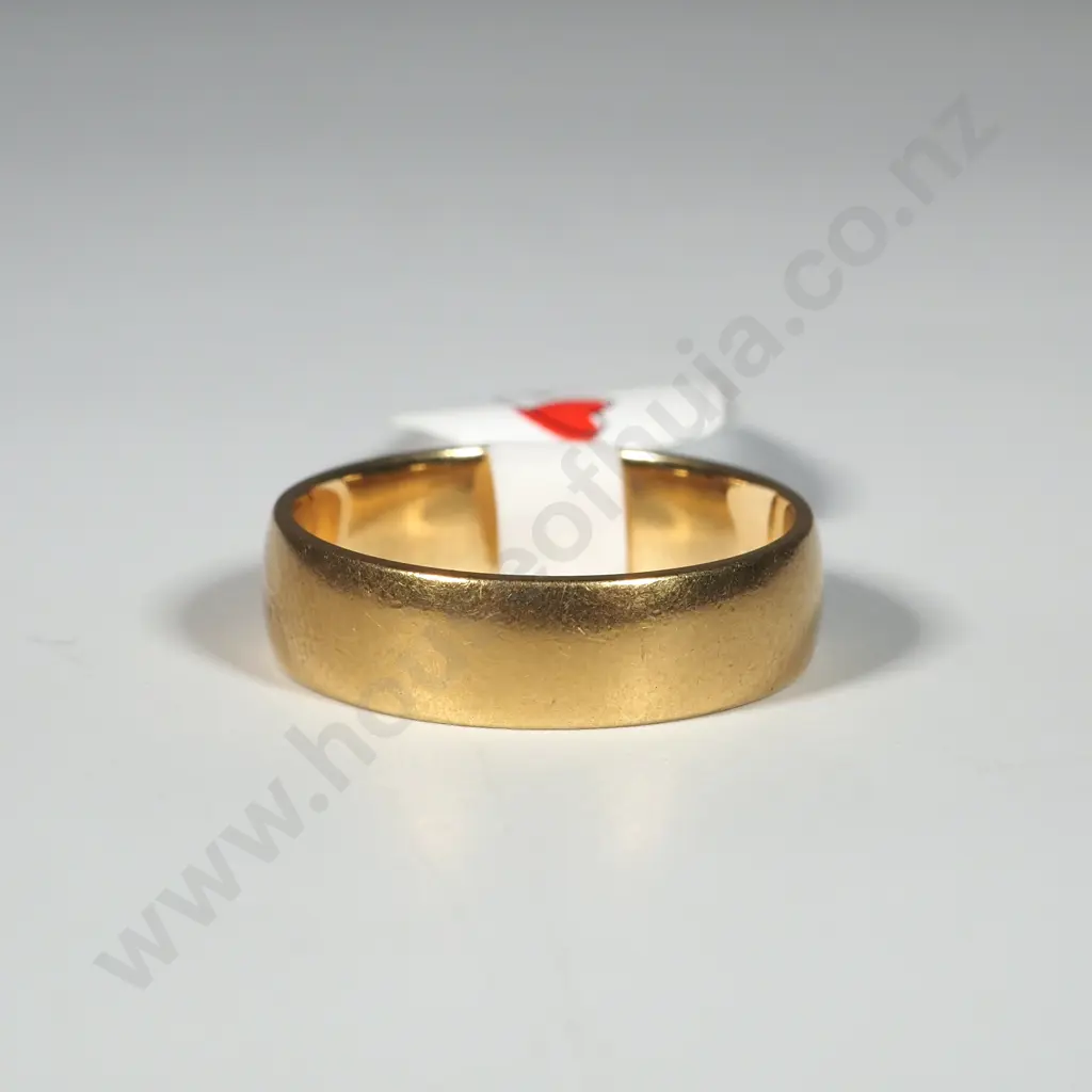 18ct Gold Wedding Band Image 1++
