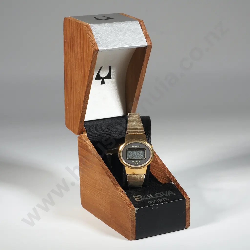 Bulova Quartz Watch in Original Box Image 1++