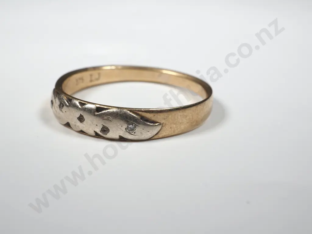 9ct Gold Ring Image 1++