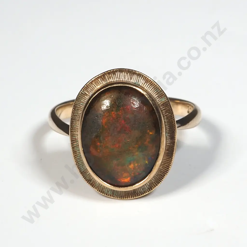 9ct Gold Opal Doublet Ring Image 1++