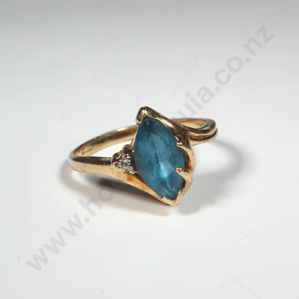 10ct Gold Blue Stone Ring Image 1++