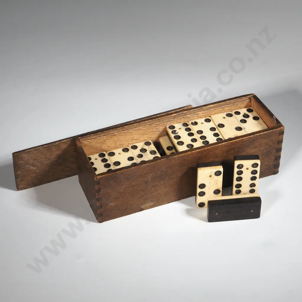 Wooden Box of Ivory/Ebony Dominos. Image 1++