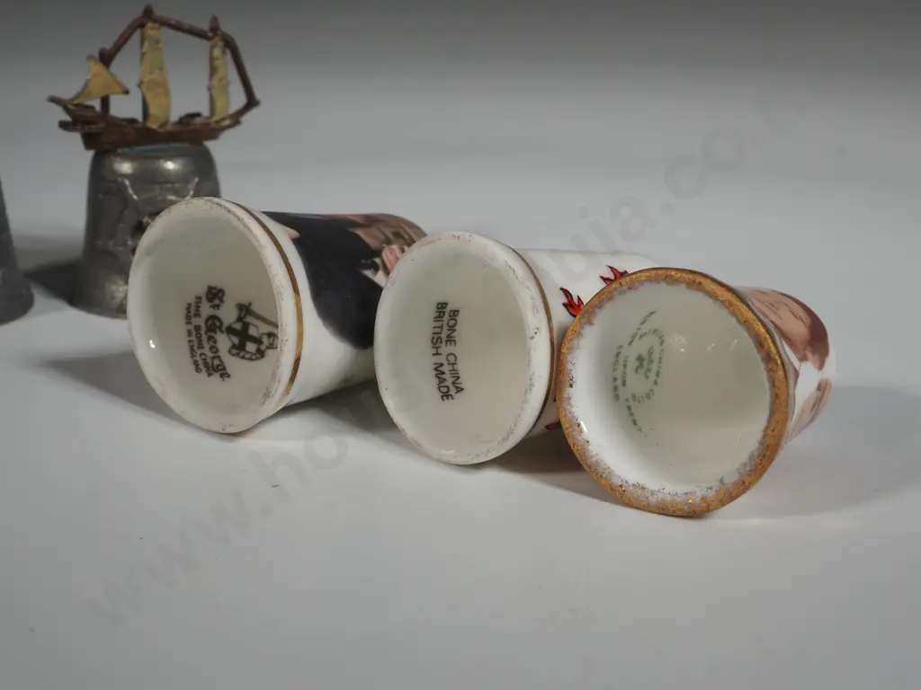 Five Novelty/Souvenir Thimbles & EP Trowel. Image 1++