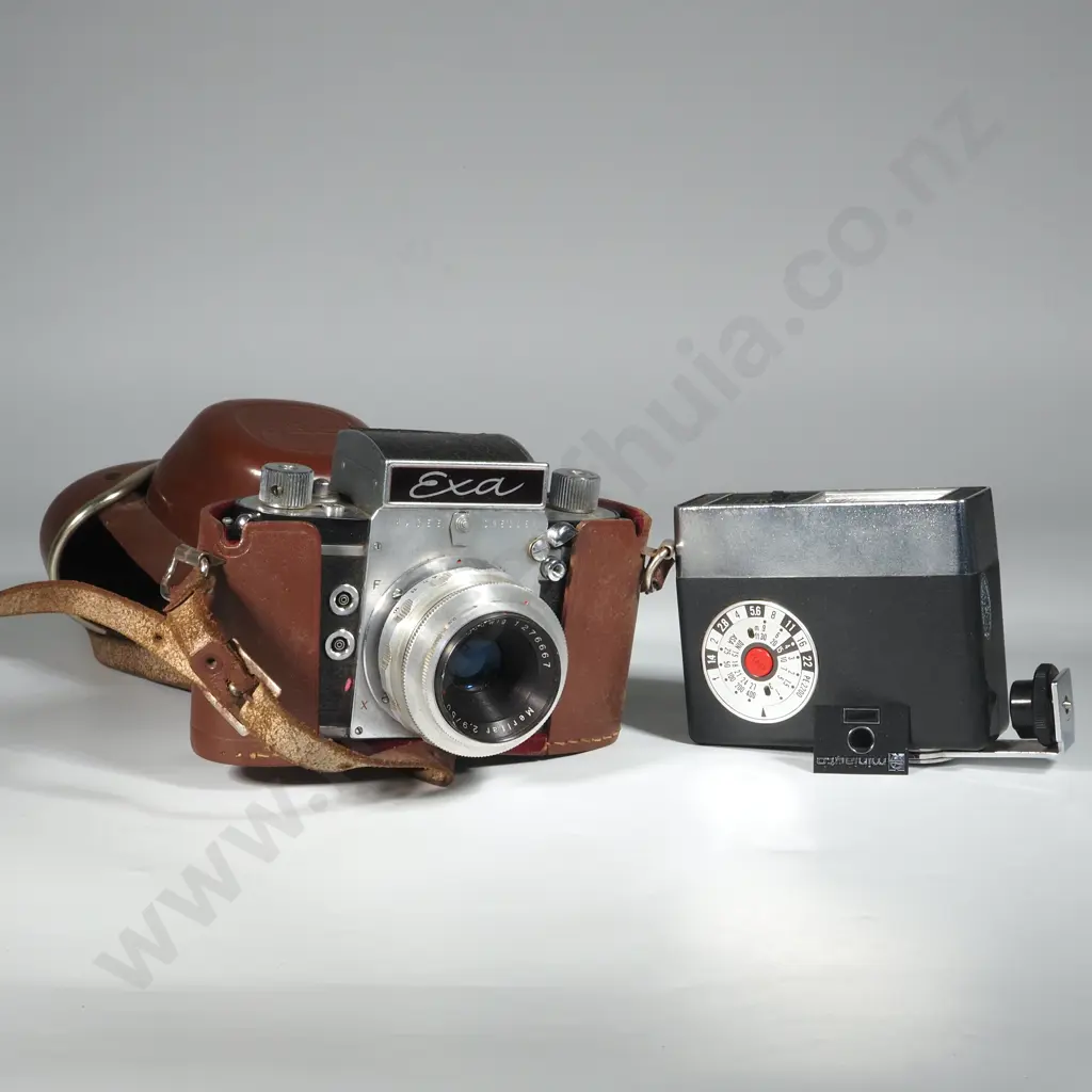 Exa System (Rheinmetall) Type 3 Camera Single Lens Reflex Camera & a Vintage National Miniauto 251 Mount Flash. Image 1++