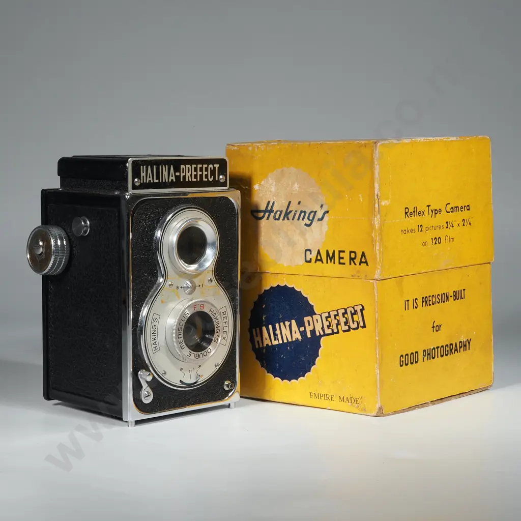 1957 Haiking's Halina Prefect Empire Made Box Camera. Image 1++