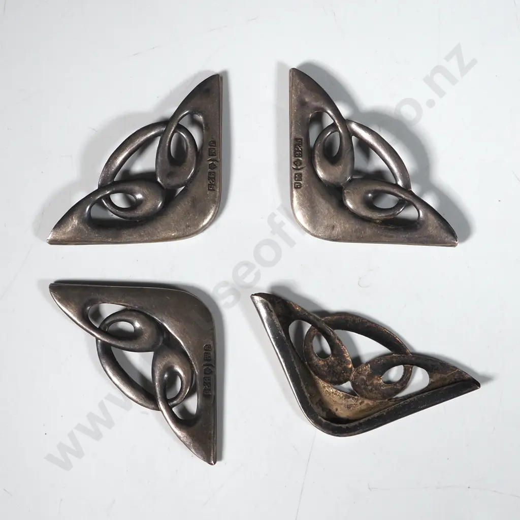 Ornate Sterling Silver Corners. Image 1++