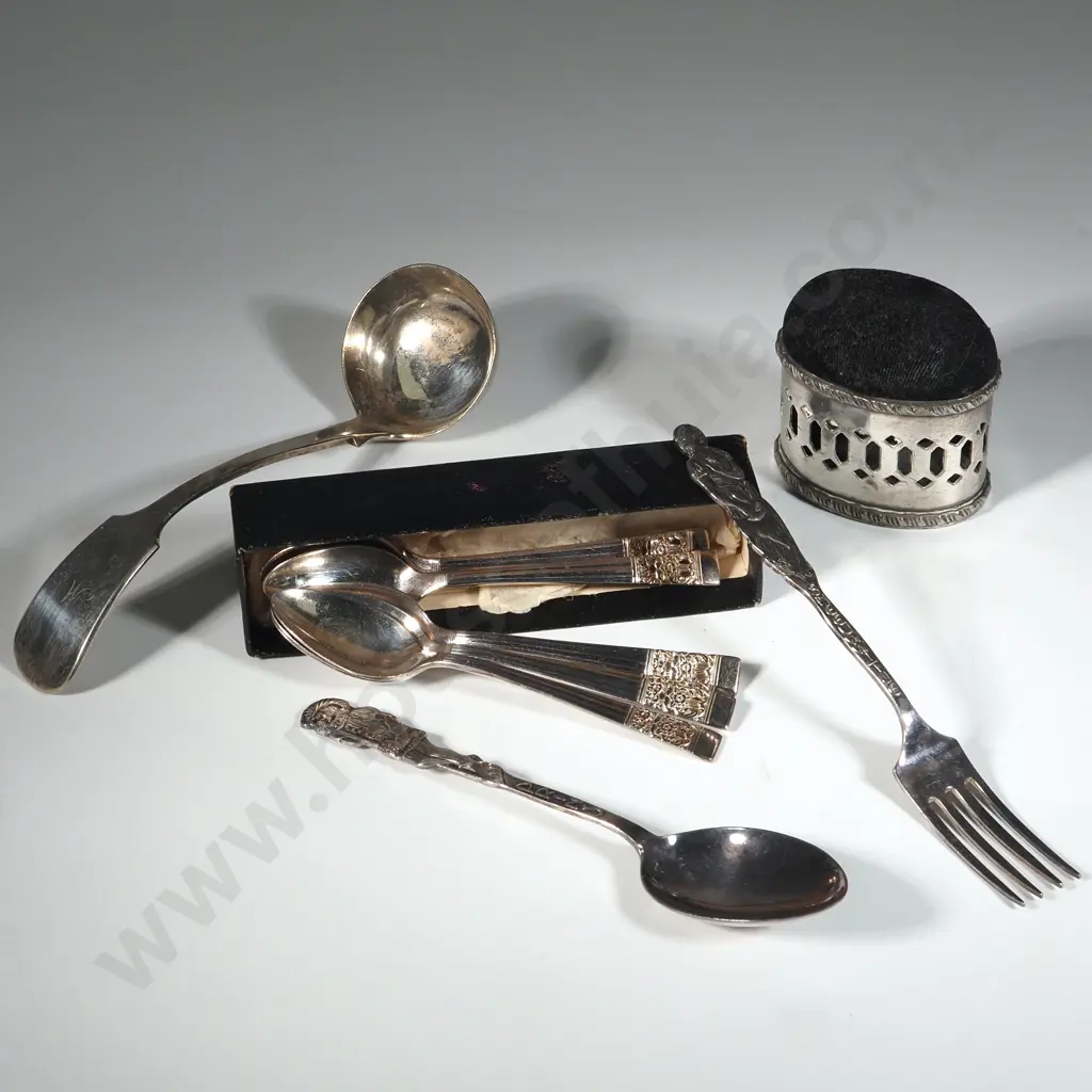 Assorted Lot of Silver Plate Items. Image 1++