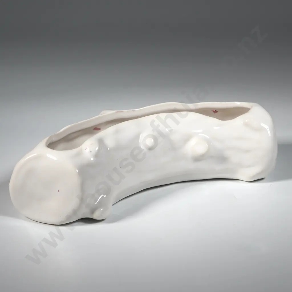 Neeco White Temuka Ware Log Vase. Image 1++