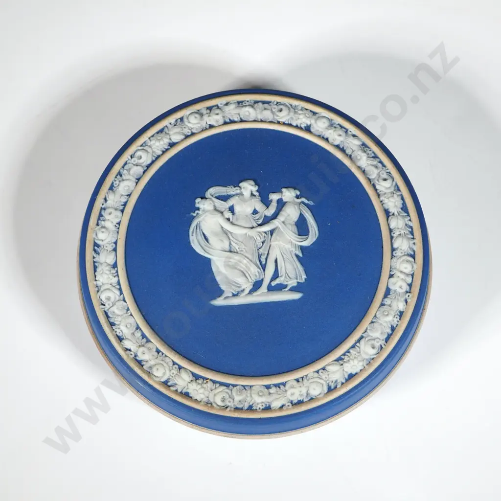Dark Blue Wedgwood Jasperware Lidded Powder Bowl. Image 1++