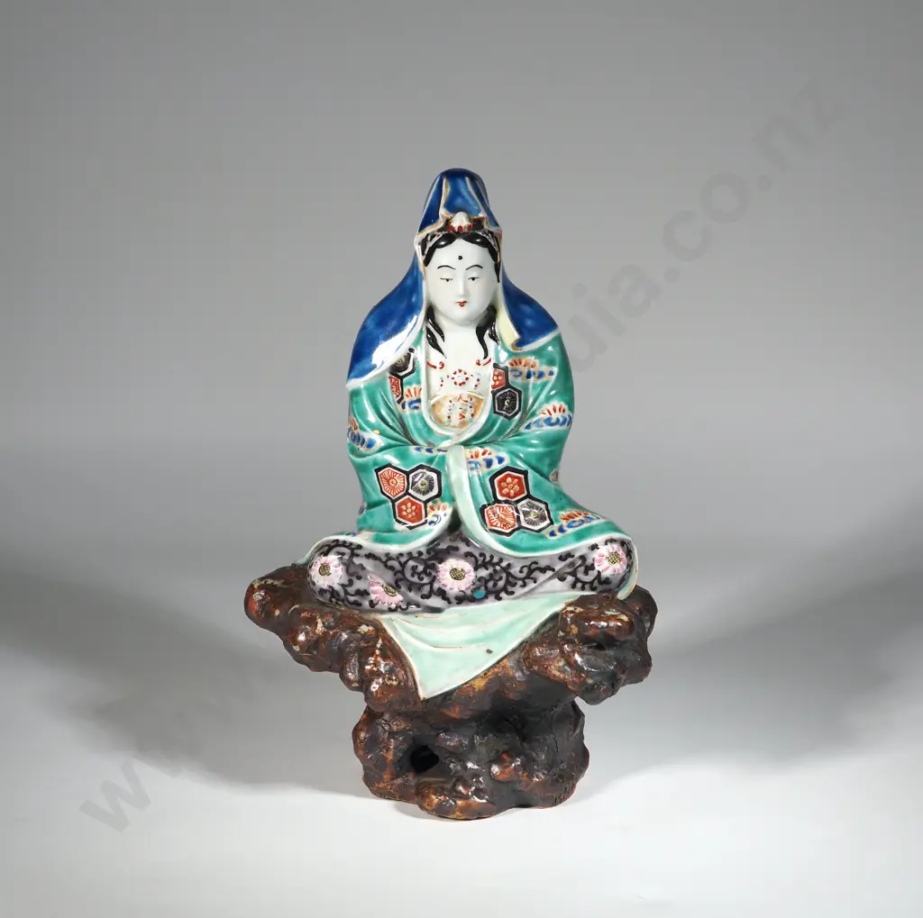 Antique Oriental Porcelain Famille-Verte Figure of Guanyin Seated on a Tree Stump. Image 1++