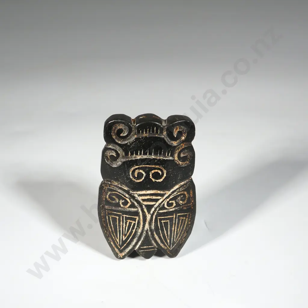 Chinese Jade Hongshan Cicada Figure. Image 1++