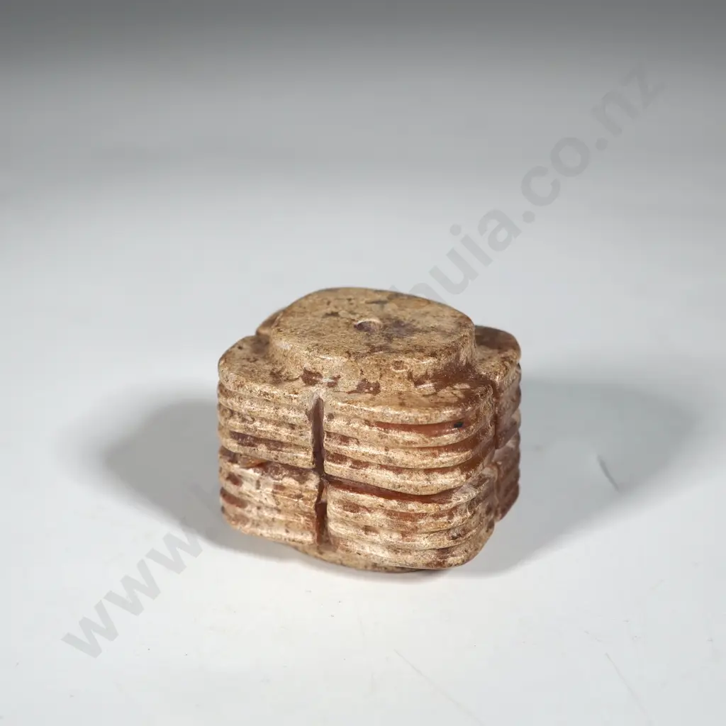 Jade Cong. Image 1++