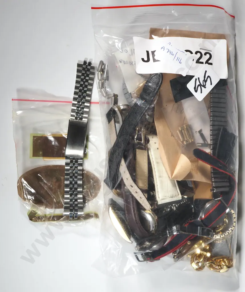 Assorted Lot of Fourteen Vintage Ladies Wristwatches & Straps. Image 1++