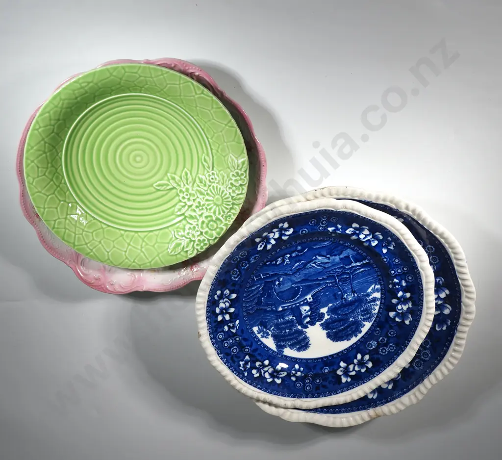Lot of Four Ceramic Plates. Image 1++