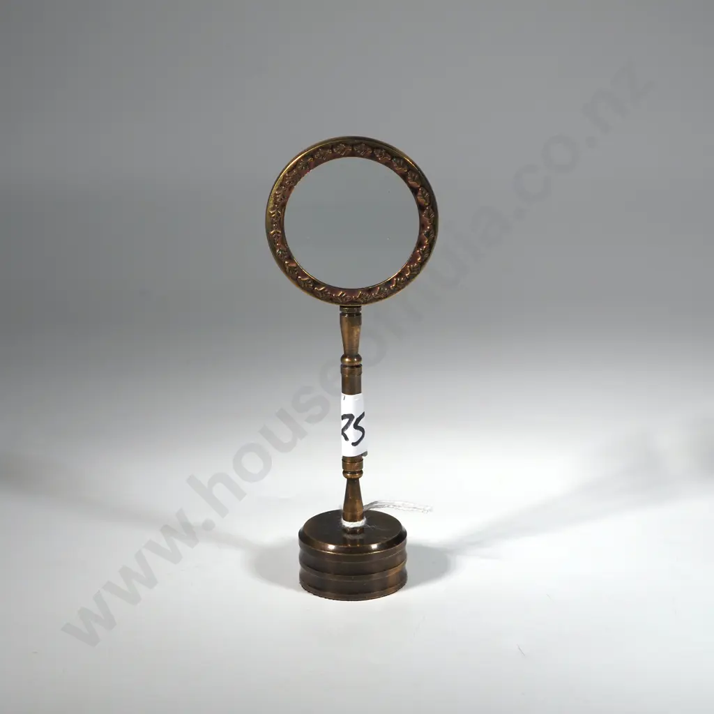 Standing Circular Brass Magnifying Glass w Weighted Base & Antique Finish. Image 1++