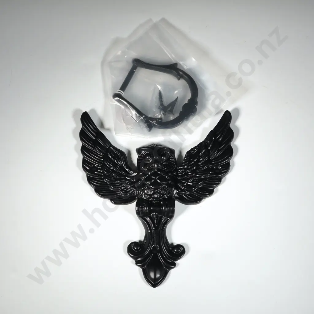 Black Iron Stylised Owl Door Knocker. Image 1++
