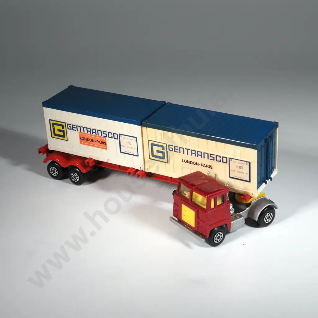 Matchbox Models of Yesteryear - Container Truck & Trailer. Image 1++